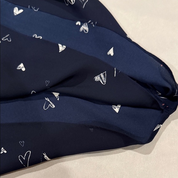 Reitmans Blouse Navy Heart Print Women's Top Size L - Picture 10 of 11
